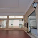 לינה וארוחת בוקר Delco