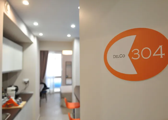 Delco Nocleg ze śniadaniem Neapol