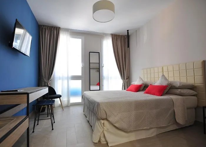 Nocleg ze śniadaniem Delco Neapol