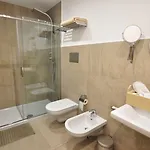 Delco 4* Napoli