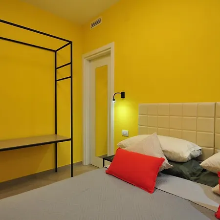 Nocleg ze śniadaniem Delco Neapol